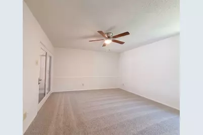 1136 Kris Street, Irving, TX 75060 - Photo 18