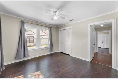 1121 Hudgins Avenue, Fort Worth, TX 76111 - Photo 20