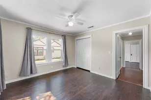 1121 Hudgins Ave, Fort Worth, TX 76111 - Photo 20