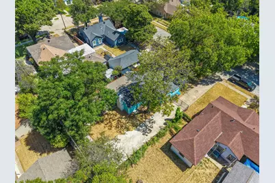 1121 Hudgins Avenue, Fort Worth, TX 76111 - Photo 24