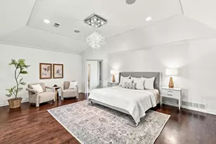 5702 Club Oaks Dr, Dallas, TX 75248 - Photo 12