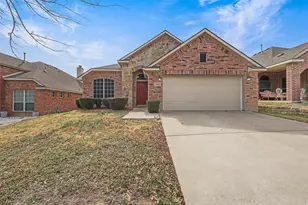 704 Darlington Trail, Fort Worth, TX 76131 - Photo 2