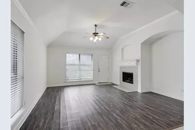 704 Darlington Trail, Fort Worth, TX 76131 - Photo 12