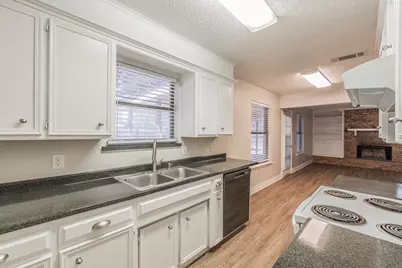 1517 Raintree Lane, Cleburne, TX 76033 - Photo 14