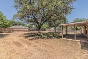1517 Raintree Ln, Cleburne, TX 76033 - Photo 28