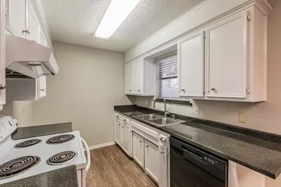 1517 Raintree Lane, Cleburne, TX 76033 - Photo 12