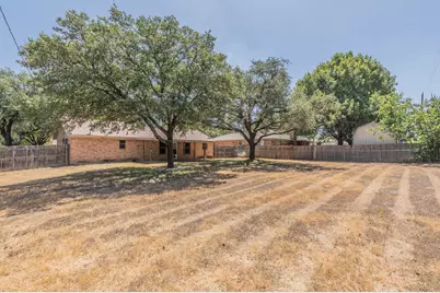 1517 Raintree Lane, Cleburne, TX 76033 - Photo 30