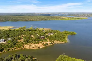 129 Jewel Ln, Spicewood, TX 78669 - Photo 2