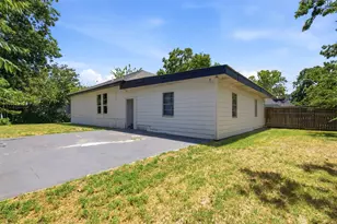 1812 Oneal St, Greenville, TX 75401 - Photo 18