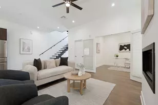 429 W 9th St, Dallas, TX 75208 - Photo 10