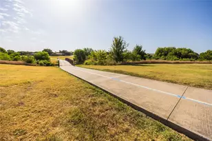 1948 Rambling Ridge Ln, Carrollton, TX 75007 - Photo 34
