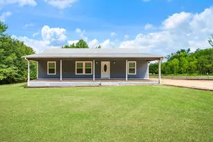 9006 County Rd 43200, Powderly, TX 75473 - Photo 2