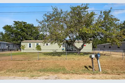 1030 Sandpiper, Seven Points, TX 75143 - Photo 4