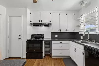3504 Katrine Street, Haltom City, TX 76117 - Photo 20