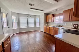 1806 Dalewood Trail, Garland, TX 75040 - Photo 6