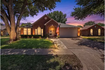 2741 White Oak Drive, Grand Prairie, TX 75052 - Photo 1