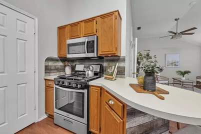 2741 White Oak Drive, Grand Prairie, TX 75052 - Photo 14