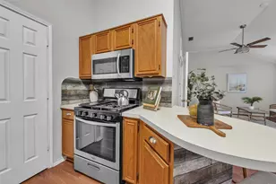 2741 White Oak Dr, Grand Prairie, TX 75052 - Photo 14