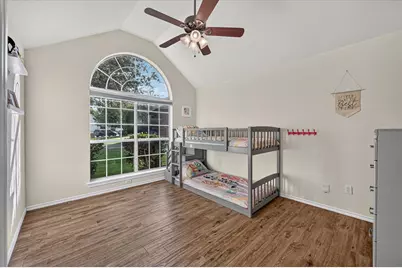 729 Bent Tree Court, Hurst, TX 76054 - Photo 10