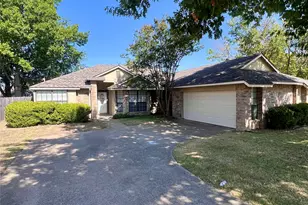 205 Sunset Dr, Glenn Heights, TX 75154 - Photo 1