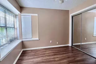 205 Sunset Dr, Glenn Heights, TX 75154 - Photo 18