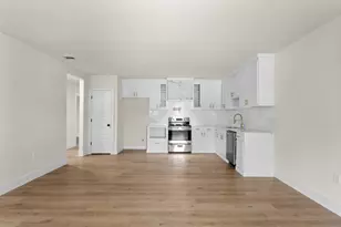 212 E Marguerita Dr, Garland, TX 75040 - Photo 10