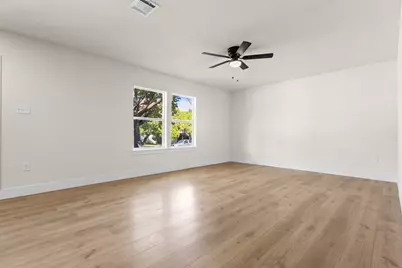 212 E Marguerita Drive, Garland, TX 75040 - Photo 6