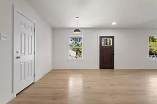 212 E Marguerita Dr, Garland, TX 75040 - Photo 8