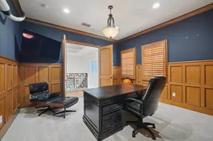 6807 Lupton Dr, Dallas, TX 75225 - Photo 28