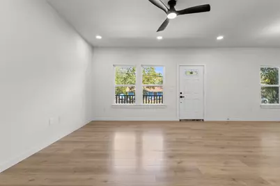 333 Levant Avenue, Dallas, TX 75217 - Photo 8