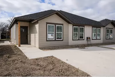 382 N Dallas Street, Palmer, TX 75152 - Photo 1