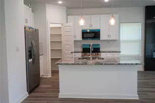317 Whitestar Ln, Dallas, TX 75217 - Photo 4