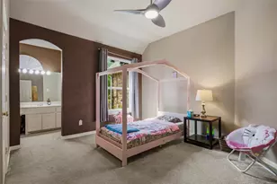 9024 Bottlebrush Ln, Irving, TX 75063 - Photo 32