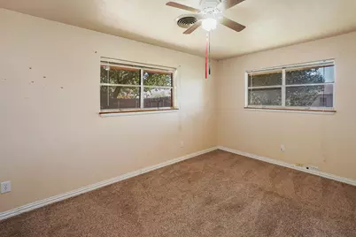 600 E Liberty Street, Pilot Point, TX 76258 - Photo 22