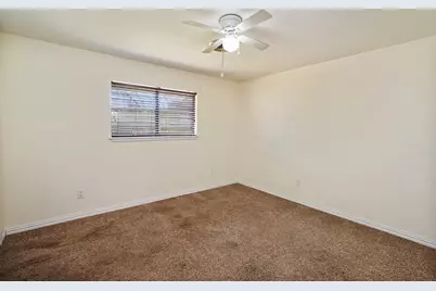 600 E Liberty Street, Pilot Point, TX 76258 - Photo 20