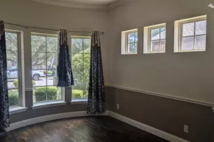 12231 Jackson Creek Dr, Dallas, TX 75243 - Photo 2