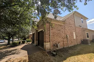 12231 Jackson Creek Dr, Dallas, TX 75243 - Photo 30