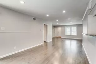 9226 Larchwood Dr, Dallas, TX 75238 - Photo 4