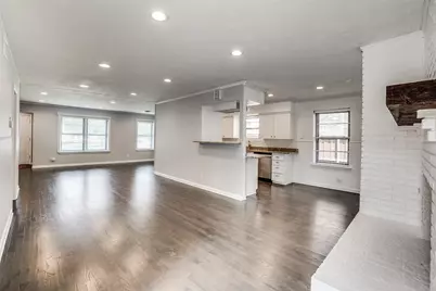 9226 Larchwood Drive, Dallas, TX 75238 - Photo 8
