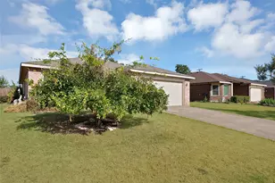 112 Blackforest Rd, Krum, TX 76249 - Photo 2