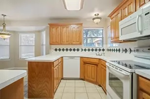 1025 Westgrove Dr, Saginaw, TX 76179 - Photo 6