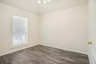 1025 Westgrove Drive, Saginaw, TX 76179 - Photo 10