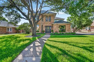 4120 Fairlakes Ct, Dallas, TX 75228 - Photo 2