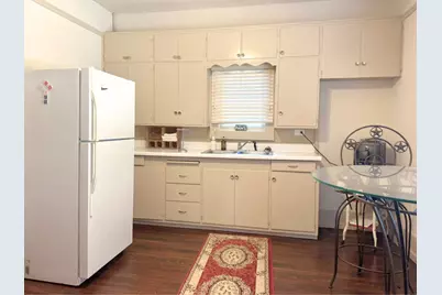 902 W Pearl Street, Granbury, TX 76048 - Photo 16