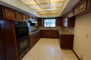 2311 Lakeside Dr, Arlington, TX 76013 - Photo 8