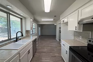 6601 Oaklawn Dr, Watauga, TX 76148 - Photo 10