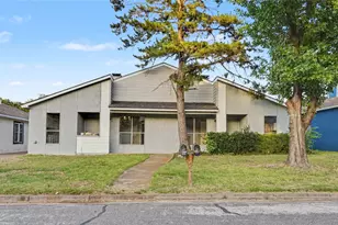 2755 Parkchester Dr, Arlington, TX 76015 - Photo 1