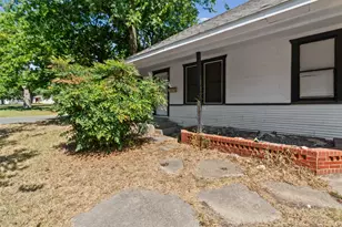 1406 Sycamore St, Commerce, TX 75428 - Photo 24