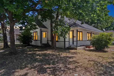1406 Sycamore Street, Commerce, TX 75428 - Photo 1