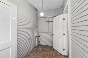 1406 Sycamore St, Commerce, TX 75428 - Photo 18